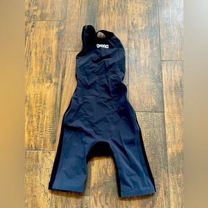 Carbon Air Tech Suit